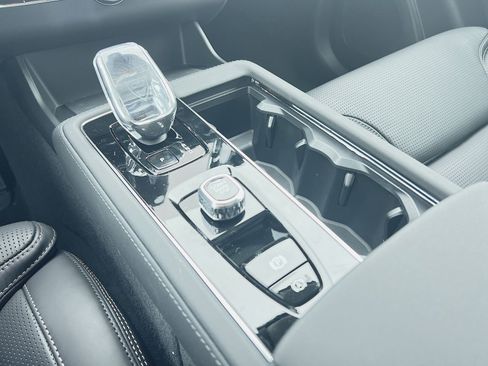 New 2026 Volvo XC90 T8 Ultra w/ Protection Package Premier image 22