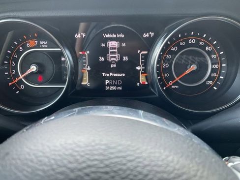 Used 2022 Jeep Wrangler Unlimited Sahara w/ LED Lighting Group image 24