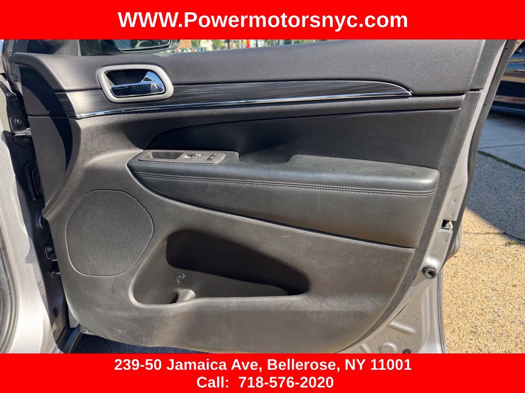 Used 2021 Jeep Grand Cherokee Limited w/ Premium Lighting Group AWD/4WD image 24