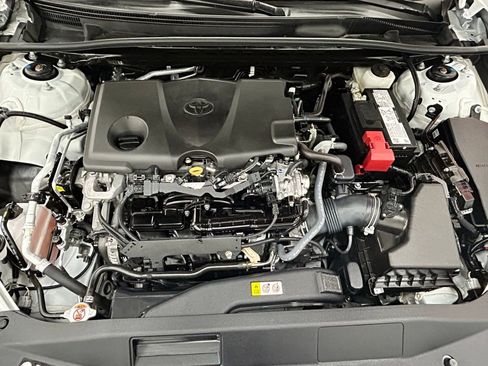 Used 2024 Toyota Camry SE FWD image 18