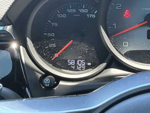 Used 2021 Porsche Macan S AWD/4WD image 22