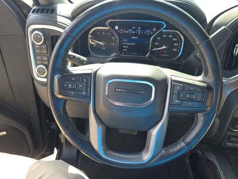 Used 2020 GMC Sierra 1500 Denali w/ Denali Ultimate Package AWD/4WD image 12