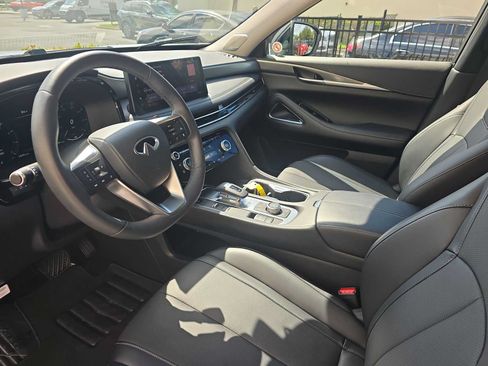 Certified 2026 INFINITI QX60 Luxe w/ Cargo Package FWD image 15