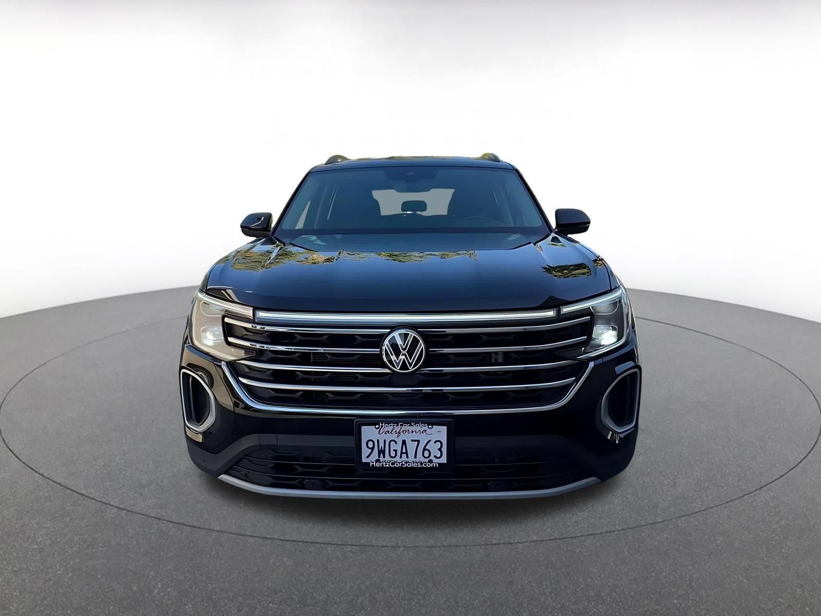 Used 2026 Volkswagen Atlas SE FWD image 4