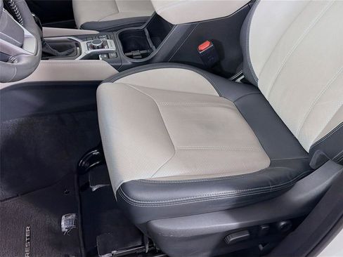 Used 2024 Subaru Forester Limited image 21