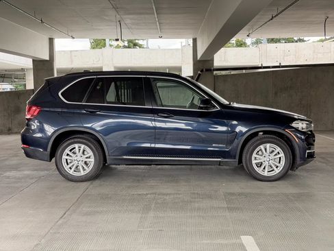 Used 2015 BMW X5 xDrive35d w/ Premium Package AWD/4WD image 4