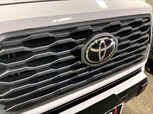 Certified 2023 Toyota Tacoma TRD Off-Road image 28