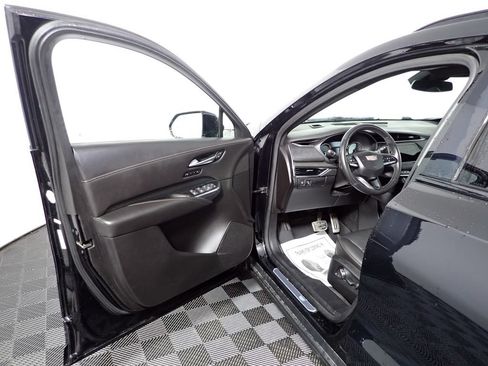 Used 2020 Cadillac XT4 Sport w/ Driver Awareness Package AWD/4WD image 22