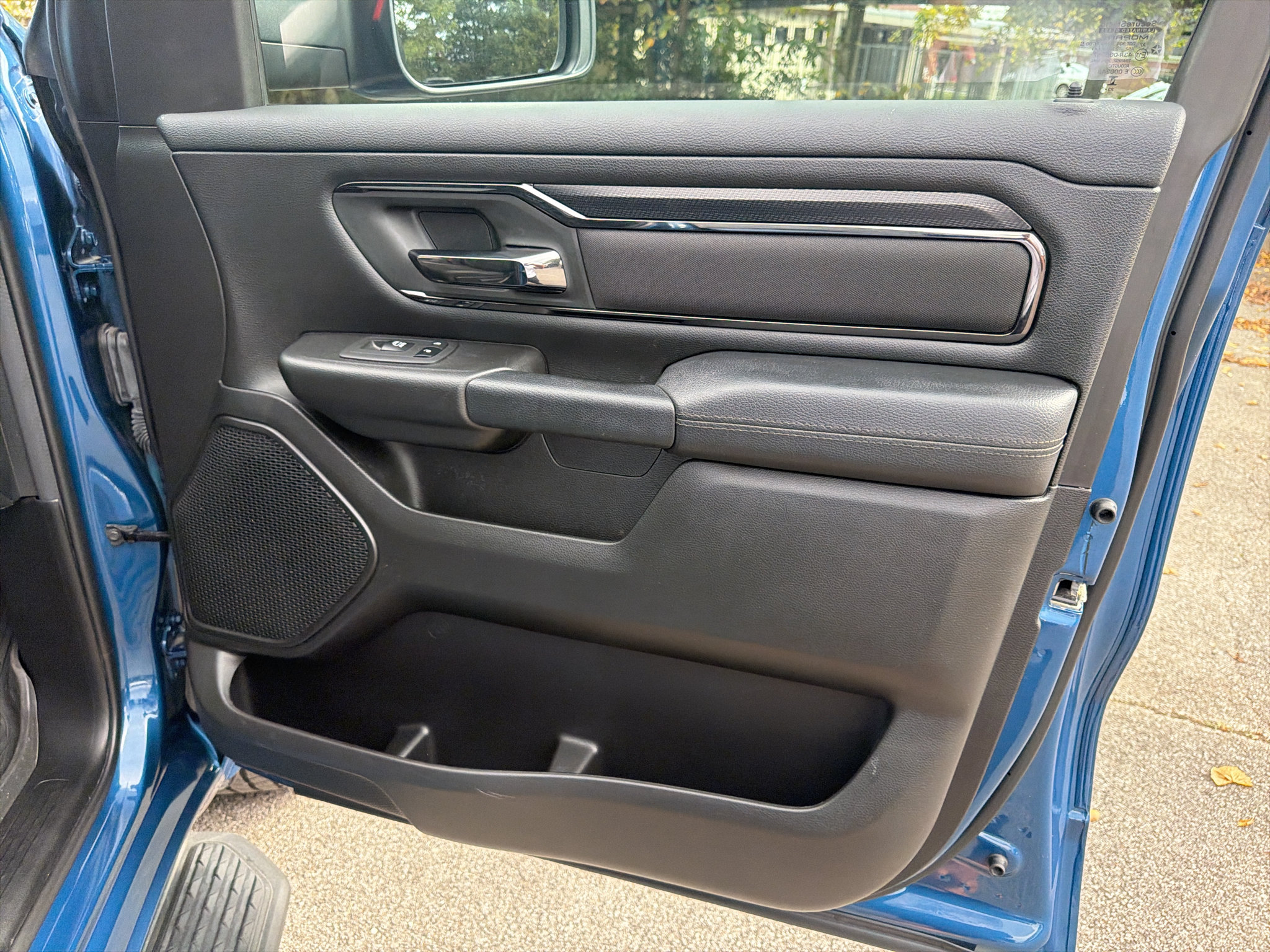 Used 2024 RAM 1500 Big Horn AWD/4WD image 18