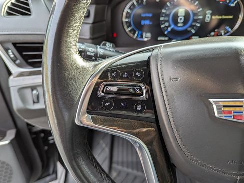 Used 2020 Cadillac Escalade Platinum AWD/4WD image 17