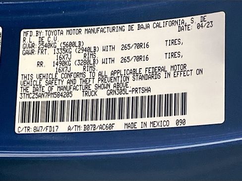 Used 2023 Toyota Tacoma TRD Off-Road image 30