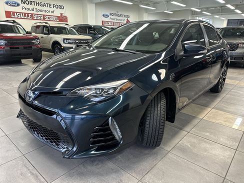 Used 2017 Toyota Corolla L image 16