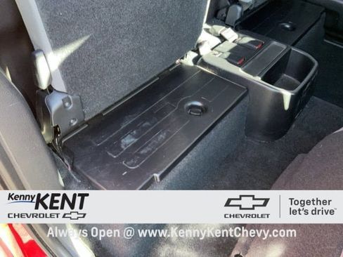 Used 2019 Toyota Tacoma SR w/ SX Package image 12