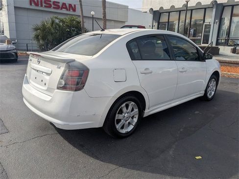 Used 2011 Nissan Sentra 2.0 SR image 4