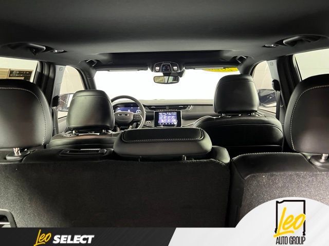 Used 2023 Jeep Grand Cherokee Altitude RWD image 21