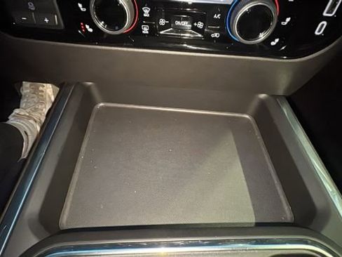 Used 2024 Chevrolet Silverado 2500 High Country w/ High Country Premium Package image 23