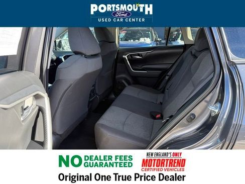 Used 2023 Toyota RAV4 XLE image 5