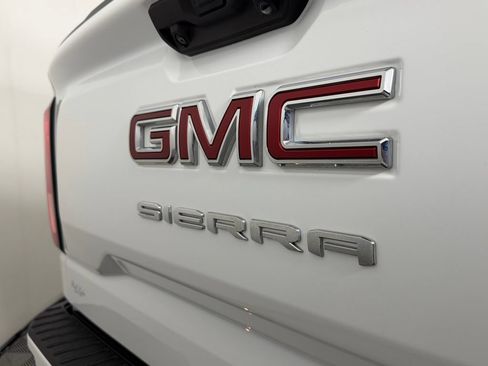 Used 2024 GMC Sierra 1500 Elevation w/ Max Trailering Package AWD/4WD image 10