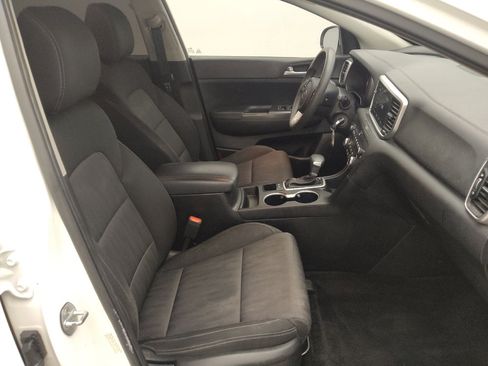 Used 2022 Kia Sportage LX FWD image 21