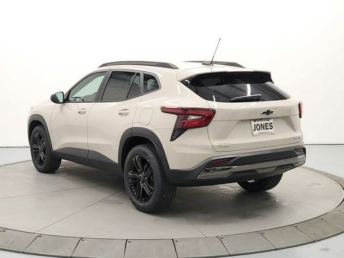New 2026 Chevrolet Trax ACTIV FWD image 5