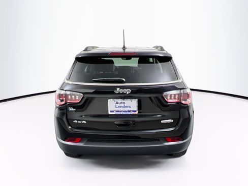 Used 2022 Jeep Compass Latitude AWD/4WD image 6