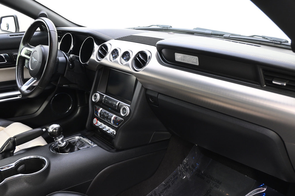 Used 2015 Ford Mustang 50 Years RWD image 15