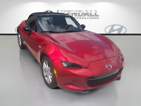 Used 2016 MAZDA MX-5 Miata Sport RWD image 1