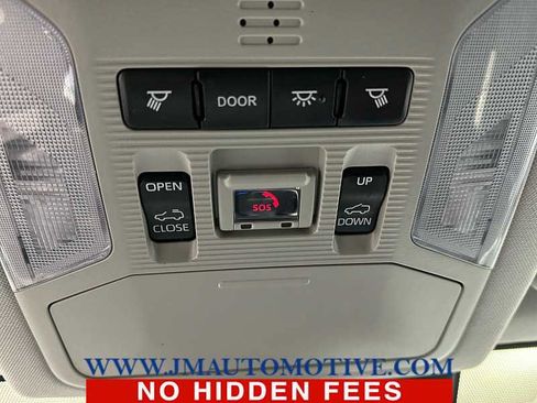 Used 2021 Toyota RAV4 Limited image 37