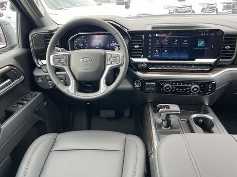 New 2026 Chevrolet Silverado 1500 RST w/ Redline Edition AWD/4WD image 6