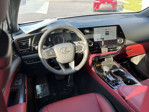 Certified 2026 Lexus NX 350 AWD w/ Accessory Package (Z1) image 18