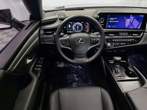 Used 2025 Lexus ES 300h w/ Premium Package FWD image 23