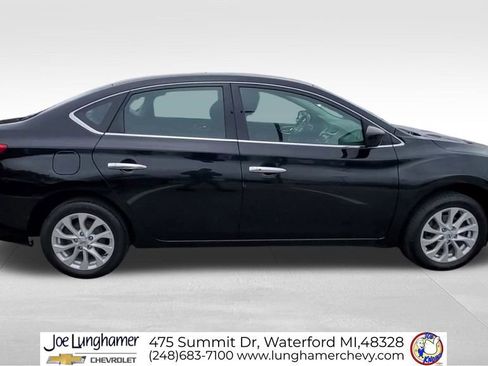 Used 2019 Nissan Sentra SV image 9
