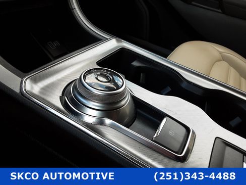 Used 2022 Ford Edge SEL image 23