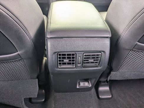 Used 2022 Toyota 4Runner SR5 Premium w/ Moonroof Package RWD image 18