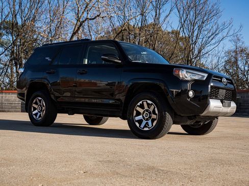 Used 2023 Toyota 4Runner TRD Off-Road Premium image 7