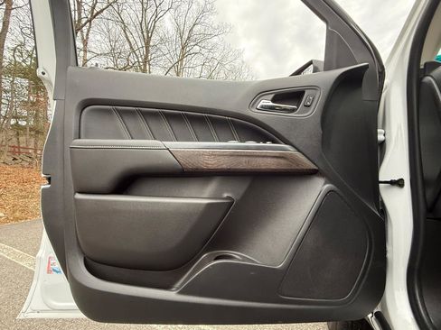 Used 2021 GMC Canyon Denali image 12