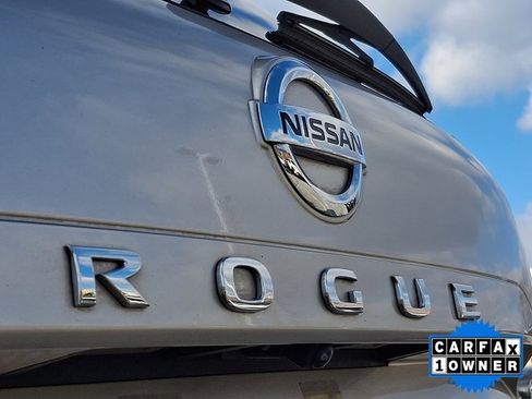 Used 2021 Nissan Rogue SL image 31