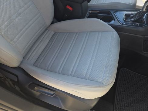 Used 2023 Volkswagen Tiguan S image 29