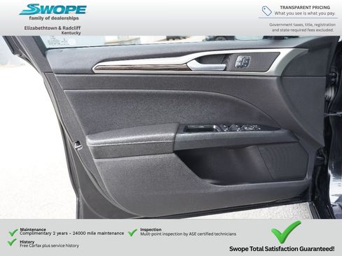 Used 2015 Ford Fusion SE w/ Equipment Group 202A FWD image 13