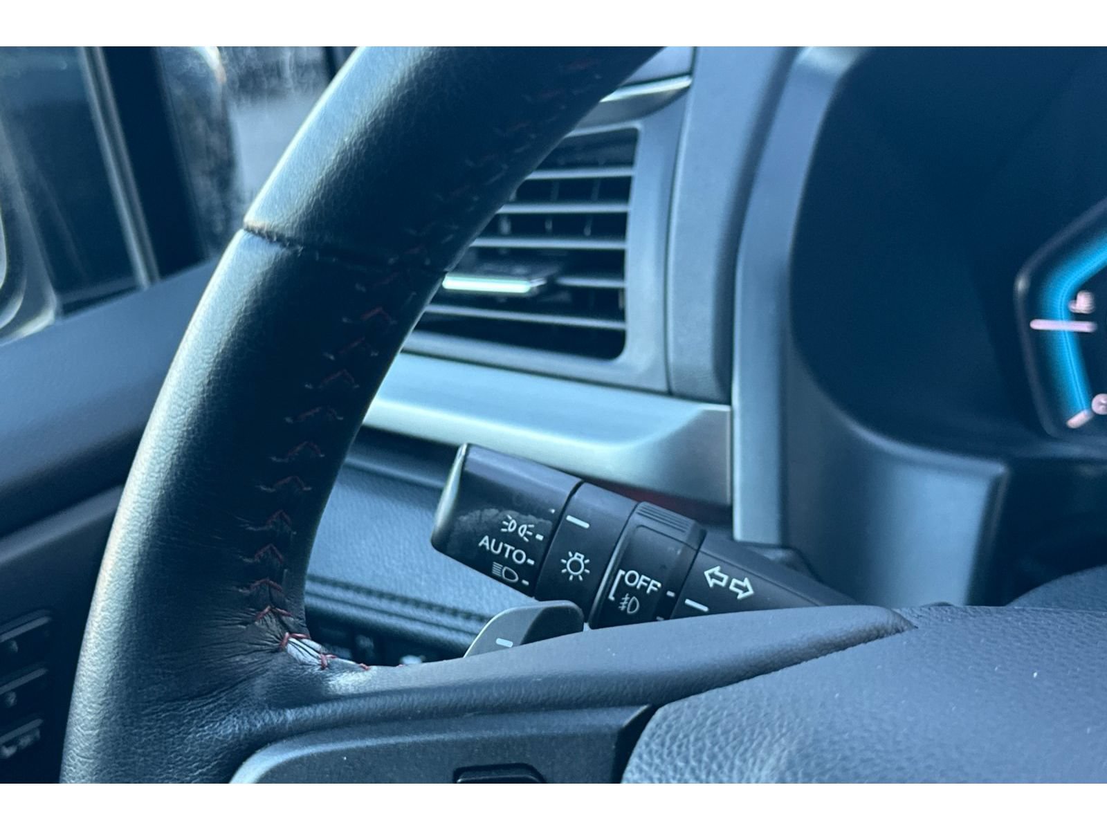 Used 2024 Honda Odyssey Sport image 38