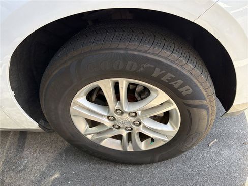 Used 2020 Buick Enclave Essence w/ Sound and Sites Package FWD image 8