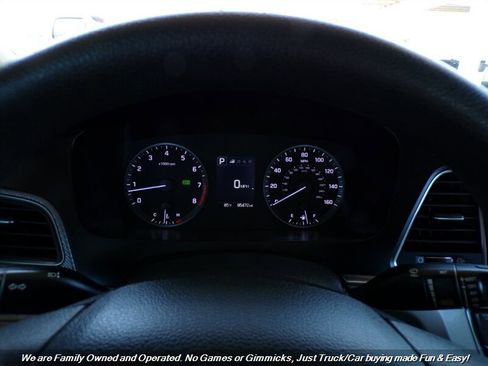 Used 2016 Hyundai Sonata SE image 10