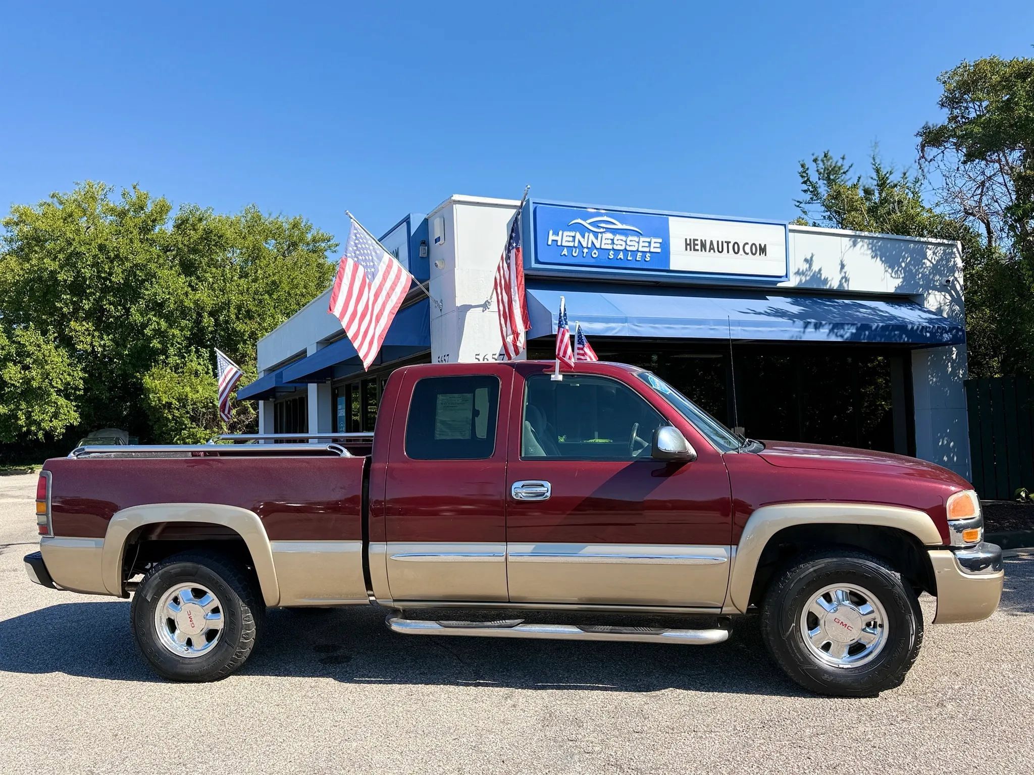 Used 2003 GMC Sierra 1500 SLE w/ Off-Road Package AWD/4WD image 16