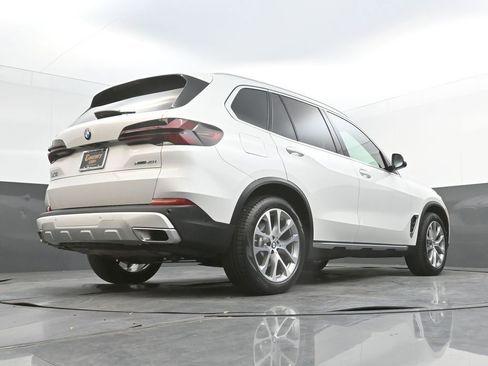 Certified 2024 BMW X5 xDrive40i w/ Premium Package AWD/4WD image 46