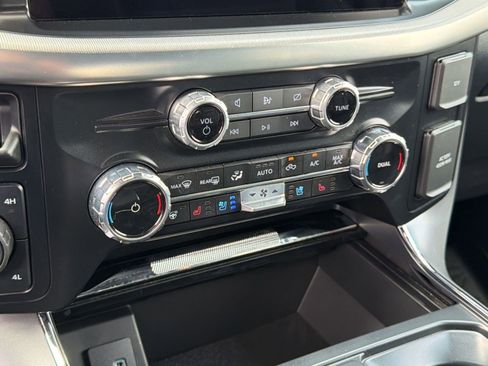 Used 2024 Ford F150 Lariat w/ FX4 Off-Road Package AWD/4WD image 26