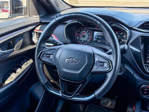 Certified 2023 Chevrolet TrailBlazer RS w/ Convenience Package image 19