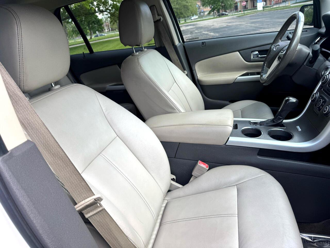 Used 2013 Ford Edge SEL FWD image 30