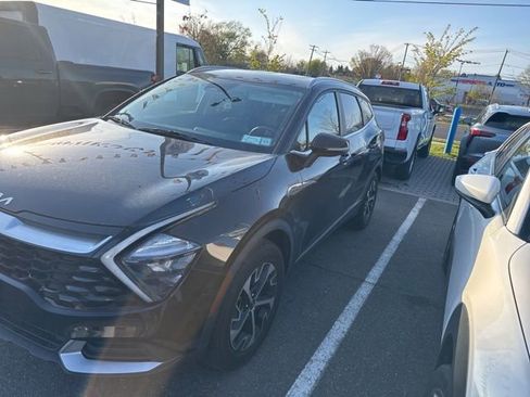 Used 2023 Kia Sportage EX AWD/4WD image 1