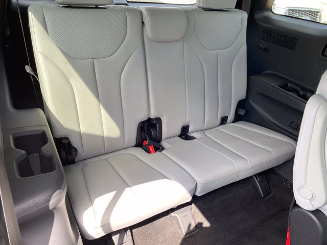Used 2025 Hyundai Palisade SEL AWD/4WD image 32