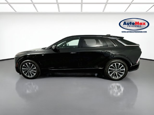 Used 2024 Cadillac Lyriq Sport AWD/4WD image 9